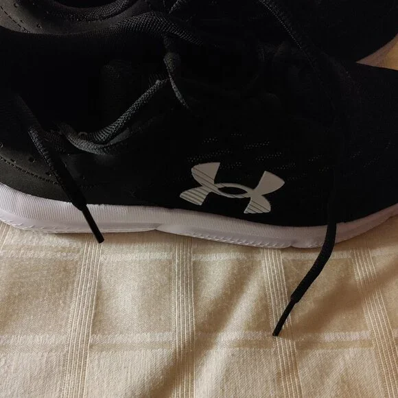 Under Armour BN Charged Assert Comfort Deluxe System Mens Sneakers Size USA 8 - Picture 3 of 8